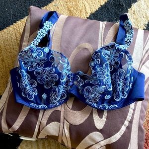 Simon Perele unlined bra. 32F